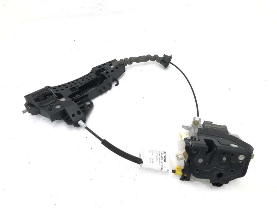 Låsekasse høyre foran til Audi A8 2010-2013 (Type III, Fase 1) (8J1 837 016 E|)