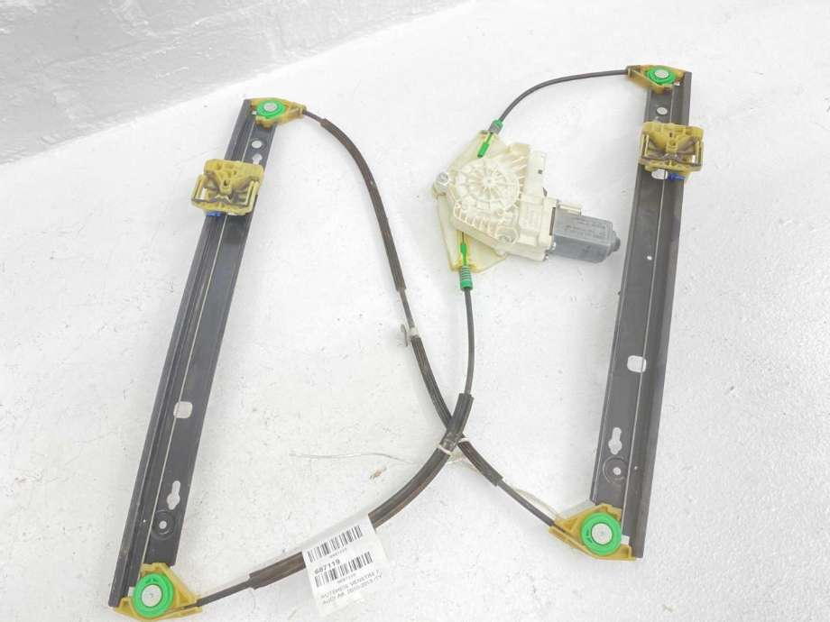 Ruteheis venstre foran til Audi A8 2010-2013 (Type III, Fase 1) (4H0 837 461 B|)