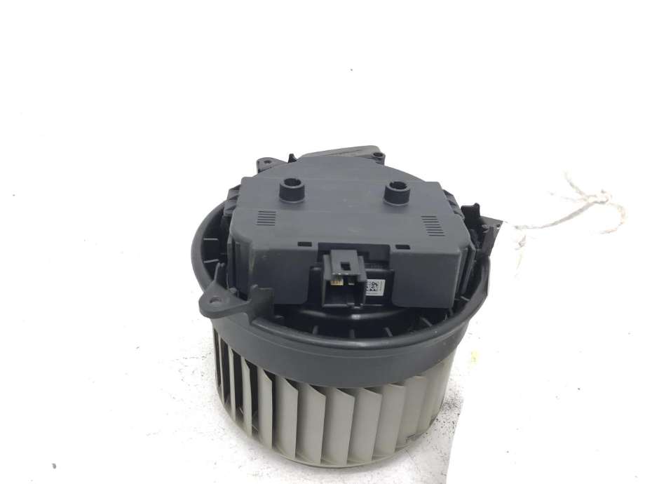 Varmeapparat motor til Audi A8 2010-2013 (Type III, Fase 1)  (4H1 820 021 C|)