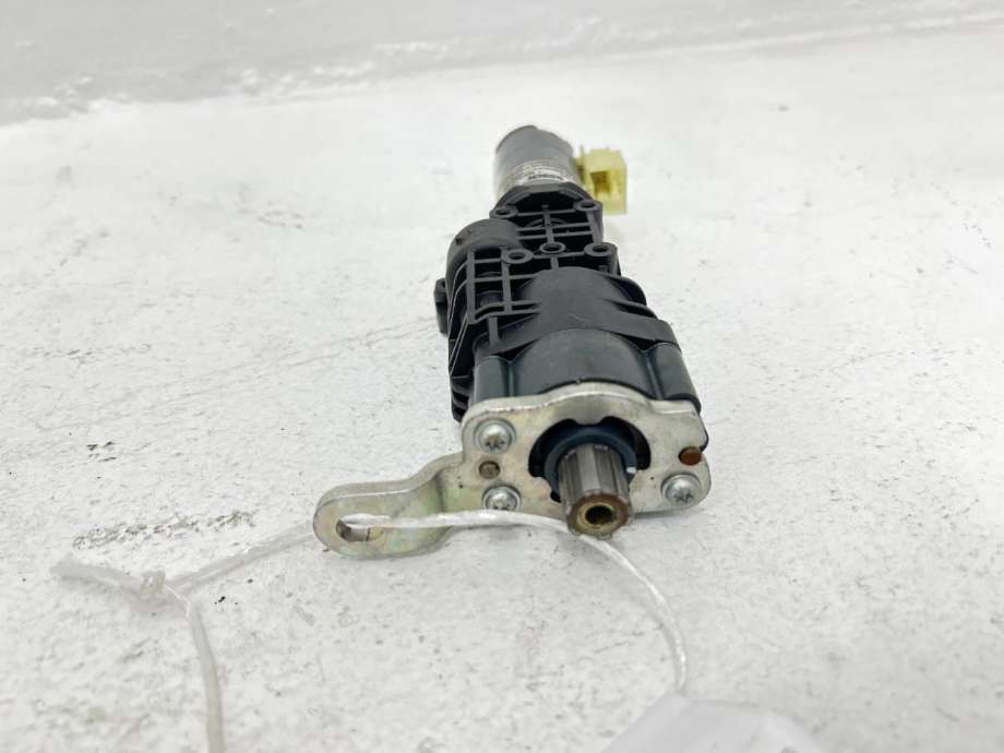 Baklukeåpner motor til Audi A4, Allroad 2016-->> (Type II) (B9) (B9) (8W9 827 851 D|)