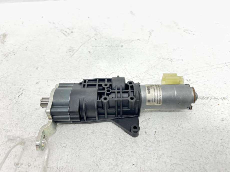 Baklukeåpner motor til Audi A4, Allroad 2016-->> (Type II) (B9) (B9) (8W9 827 852 D|)