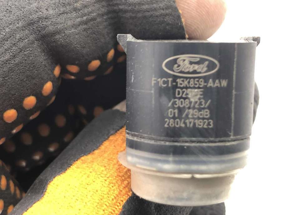Parkeringssensor foran til Ford Mondeo 2014-2019 (Type V, Fase 1) (1920849|)