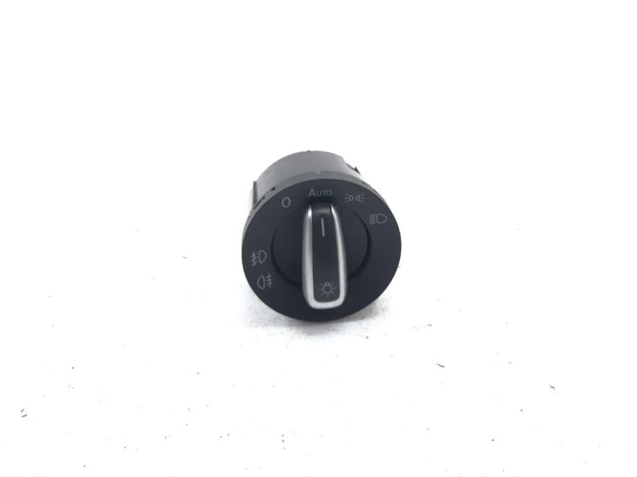 Bryter lys til VW CC, 2012-2014 (PASSAT CC) (PASSAT CC) (3C8 941 431 A)