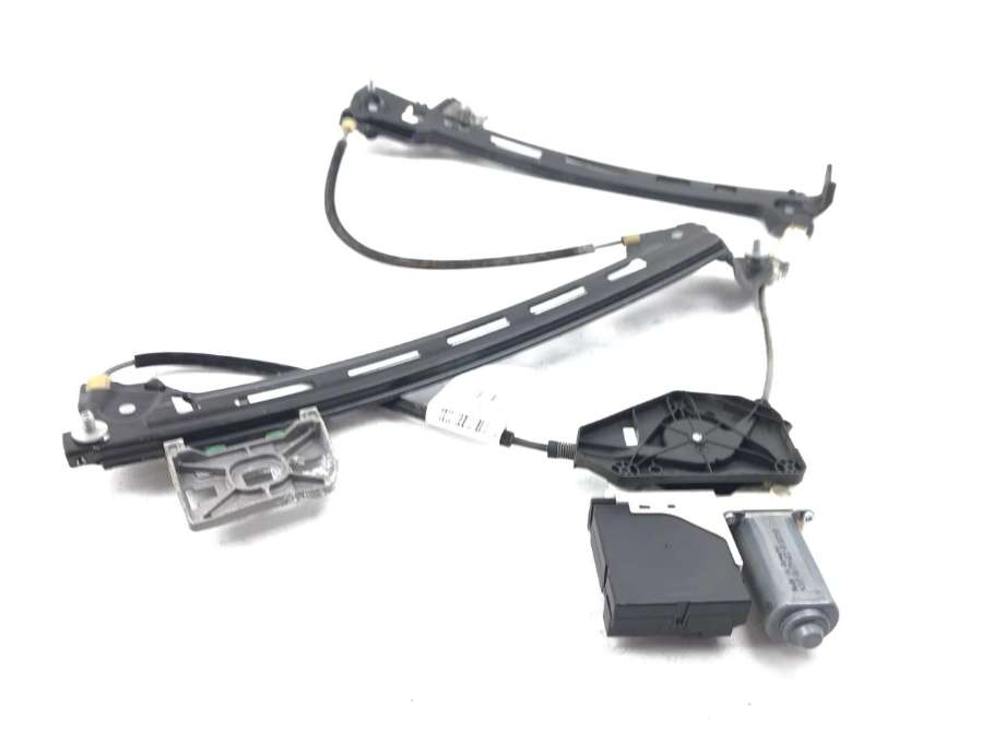 Ruteheis venstre foran til VW CC, 2012-2014 (PASSAT CC) (PASSAT CC) (3C8 837 461 M)