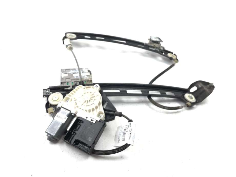Ruteheis venstre foran til VW CC 2012-2014 (PASSAT CC) (PASSAT CC) (3C8 837 461 M|)