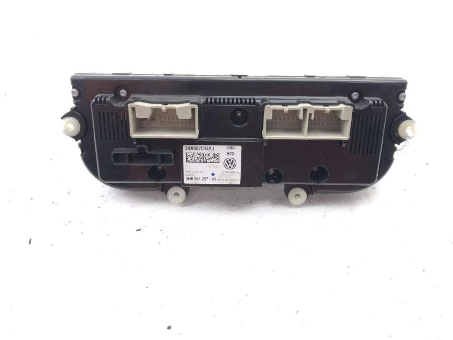 Varmeapparat betjening til VW CC 2012-2014 (PASSAT CC) (PASSAT CC) (3AA 907 044 CM|3AA 907 044 CM ZJU|)