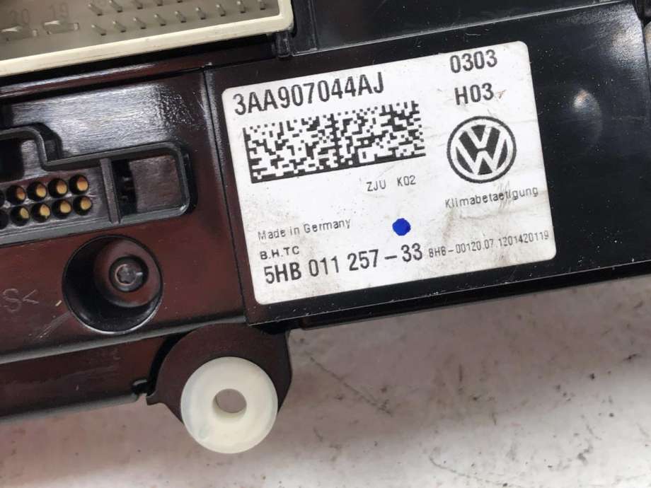 Varmeapparat betjening til VW CC 2012-2014 (PASSAT CC) (PASSAT CC) (3AA 907 044 CM|3AA 907 044 CM ZJU|)