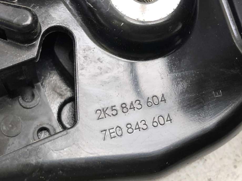 Baklukelås til VW Transporter / Caravelle 2015-2019 (T6) (T6) (7E0 843 604 E|)