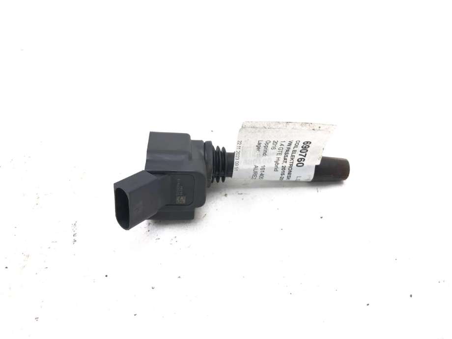 Coil elektronisk til VW Passat 2015-2019 (Fase 1) (B8) (B8) (04E 905 110 P|)