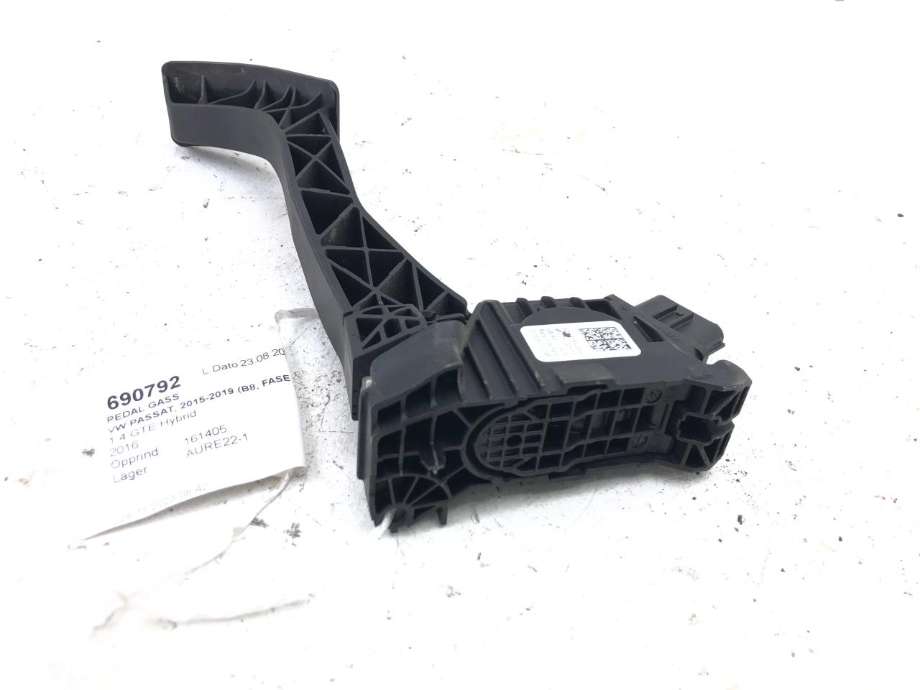 Pedal gass til VW Passat 2015-2019 (Fase 1) (B8) (B8) (5Q1 723 503 K|5Q1 723 503 H|)