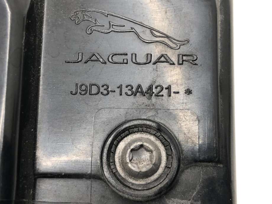 Baklykt venstre indre til Jaguar I-PACE 2018-->>  (T4K1834|)