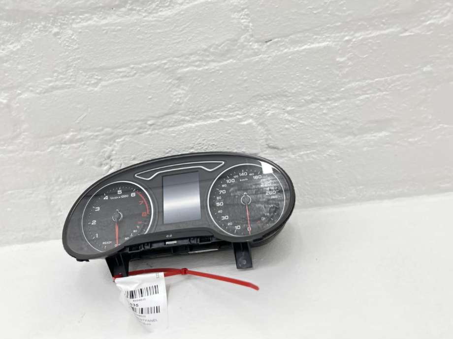 Instrumentpanel til Audi Q2, 2016-->> (8V0 920 760)