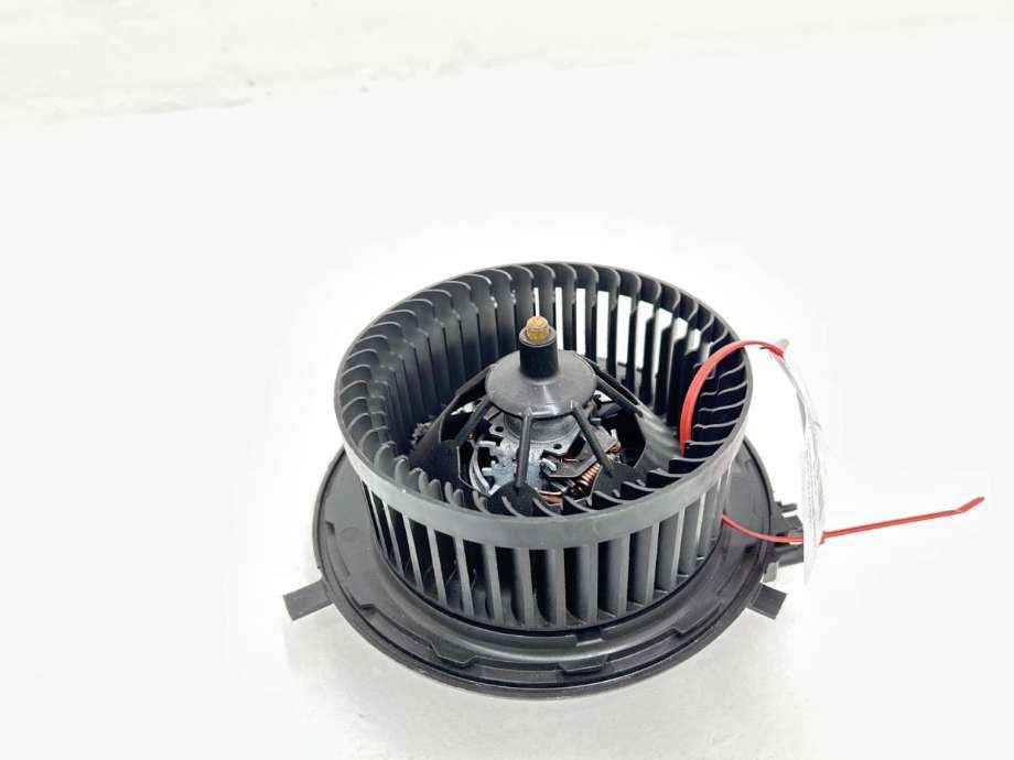 Varmeapparat motor til Audi Q2, 2016-->> (5Q1 819 021 H)