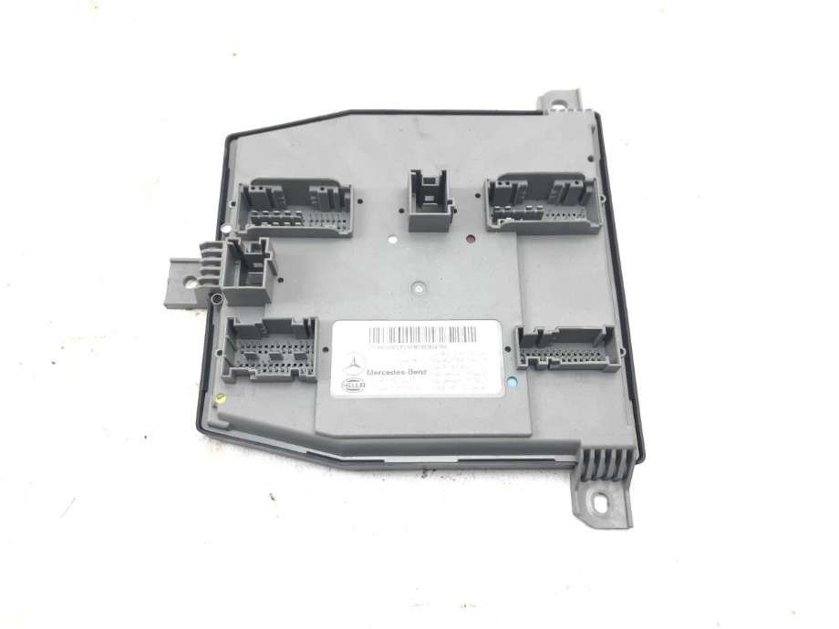 Styreenhet comfort (BCM) til Mercedes E-Klasse 2016-2023 (W213) (W213) (A 213 900 92 19|)