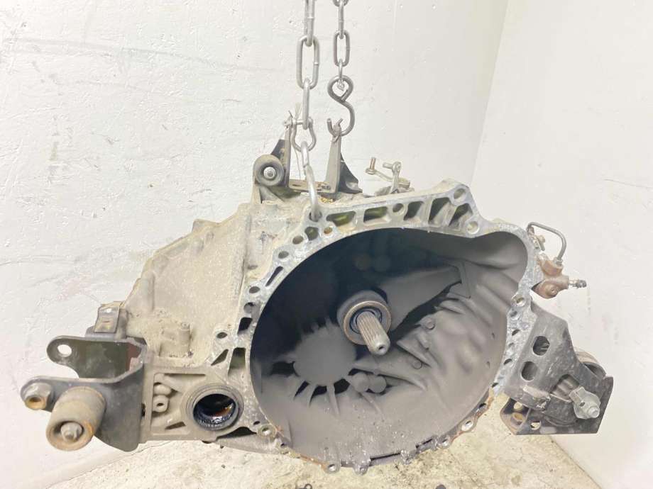 Girkasse manuell 6-trinn til Toyota Avensis 2009-2015 (Type III, Fase 1) (3030020A90|)