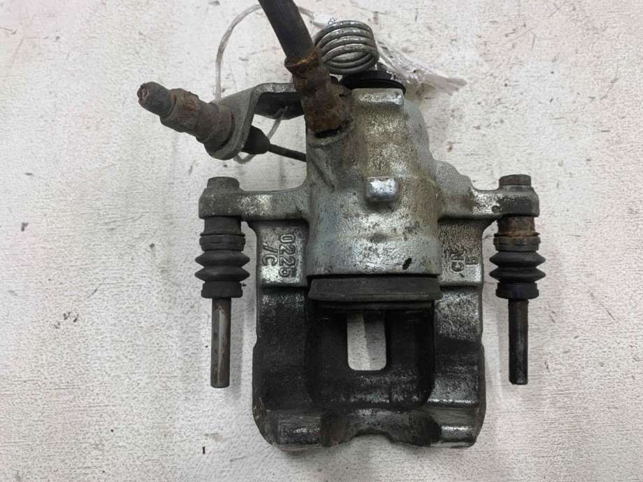 Bremsecaliper venstre bak til Nissan Primastar 2006-2014  (4401100QAC|)