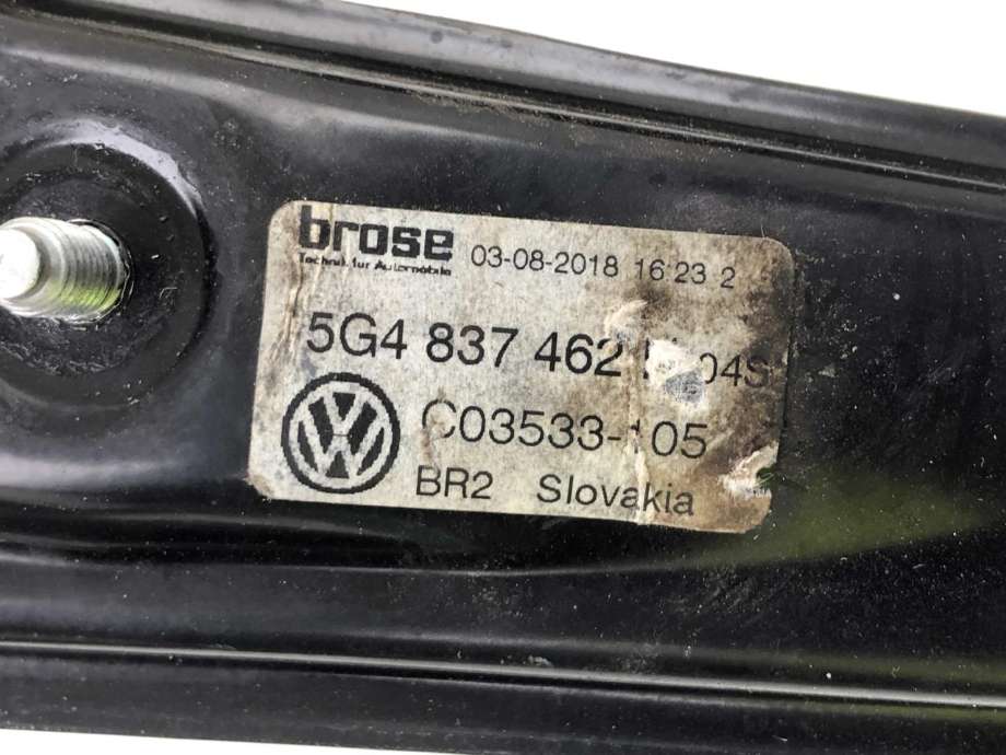 Ruteheis høyre foran til VW Golf VII 2017-2020 (Fase 2) (5G4837462H|5Q0959802C|)