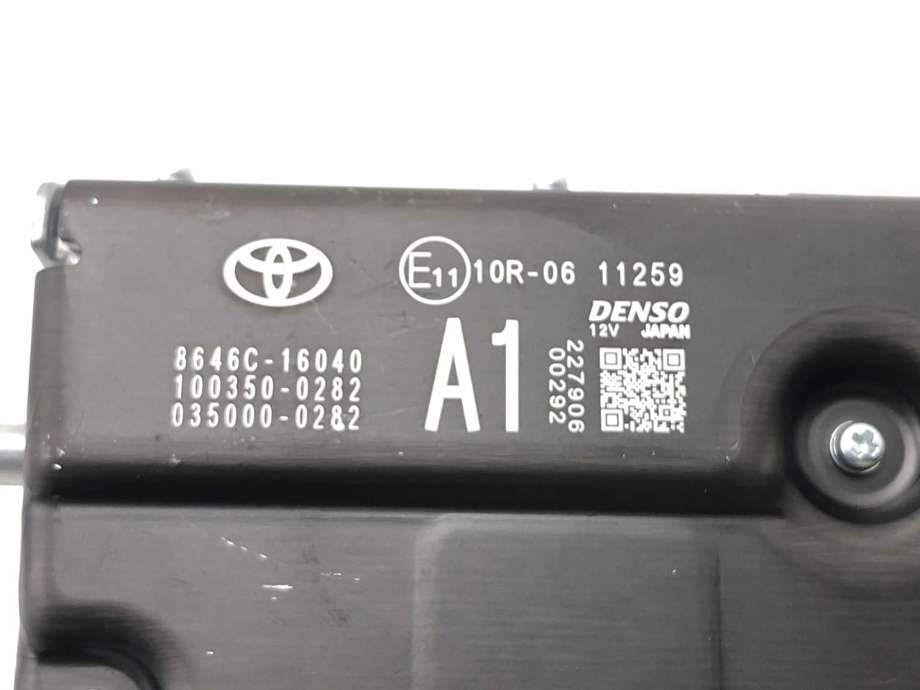 Sensor radar til Toyota Corolla 2019-->>  (8646C16040|)