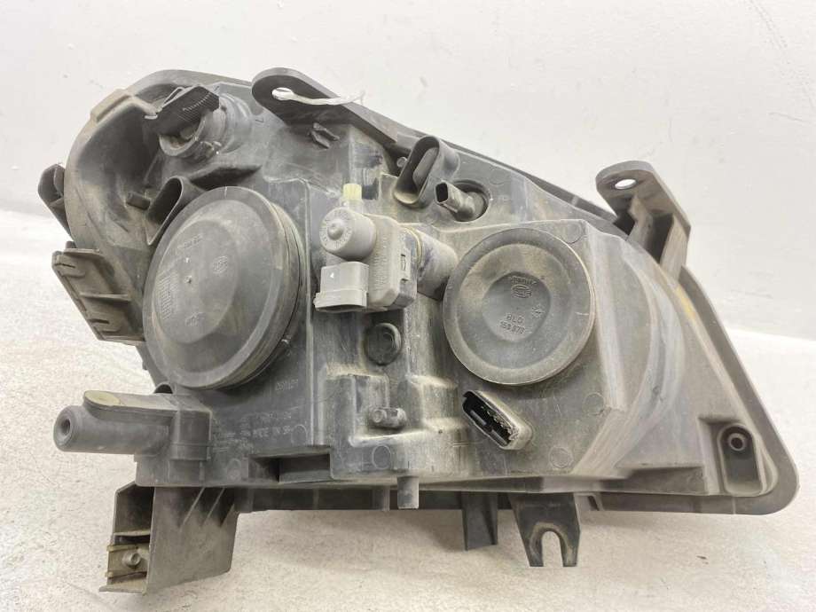 Frontlykt venstre halogen til Nissan Qashqai 2007-2010 (Type I, Fase 1)  (26060 JD90A|)