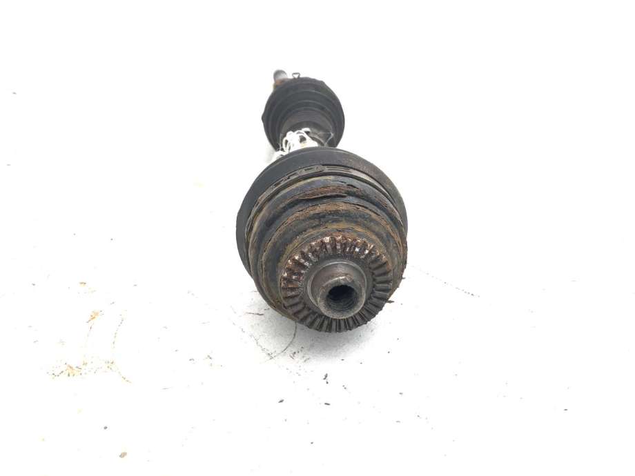Drivaksel høyre foran, diesel/automat til BMW X1 2009-2015 (E84) (E84) (31 60 7 605 512|)