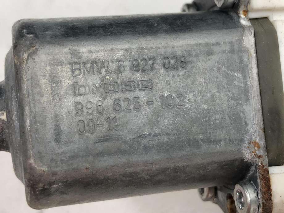 Ruteheis høyre foran til BMW X1 2009-2015 (E84) (E84) (51 33 2 990 386|)