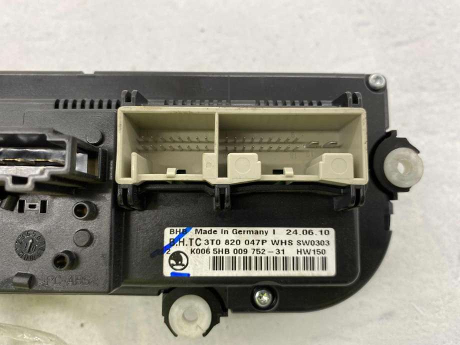 Varmeapparat betjening til Škoda Yeti 2009-2013 (Fase 1)  (3T0 820 047P|3T0 820 047 K|)