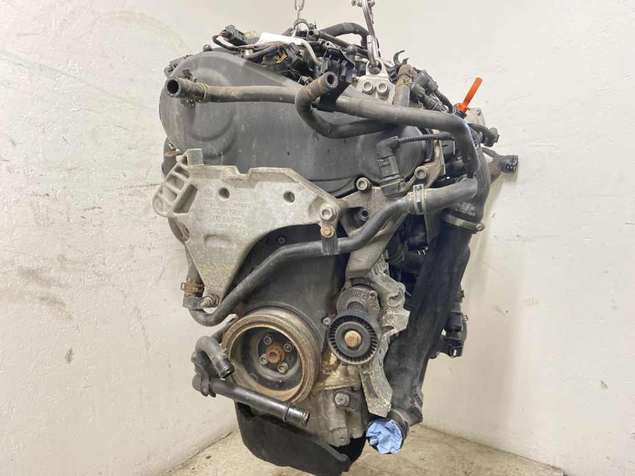 Motor diesel til VW Passat 2011-2015 (B7) (B7) (03L 100 090 P|CAYC|)