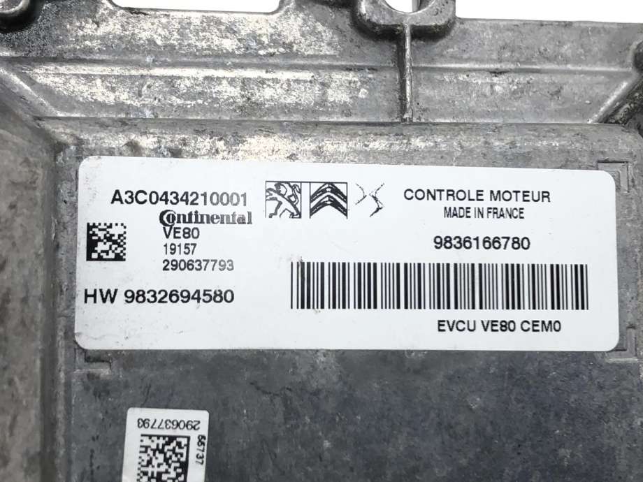 Styreenhet motor til Peugeot e-208 2019-->> (16 595 581 80|)