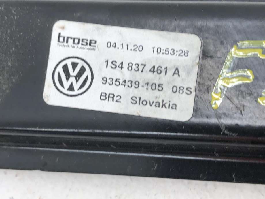 Ruteheis venstre foran til VW E-Up 2019-->>  (1S4 837 461 A|)