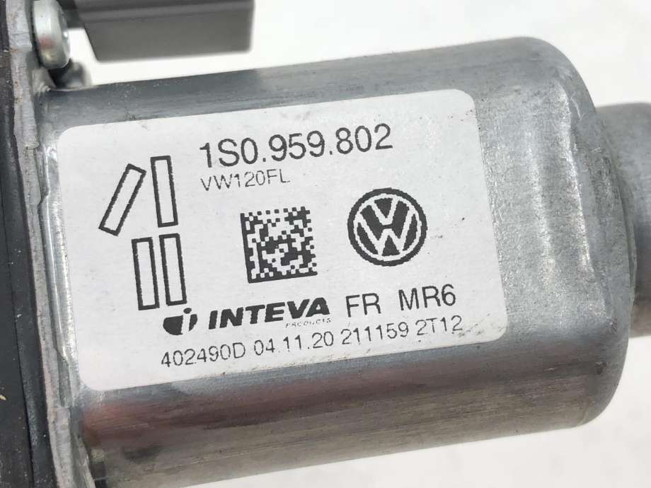 Ruteheis venstre foran til VW E-Up 2019-->>  (1S4 837 461 A|)