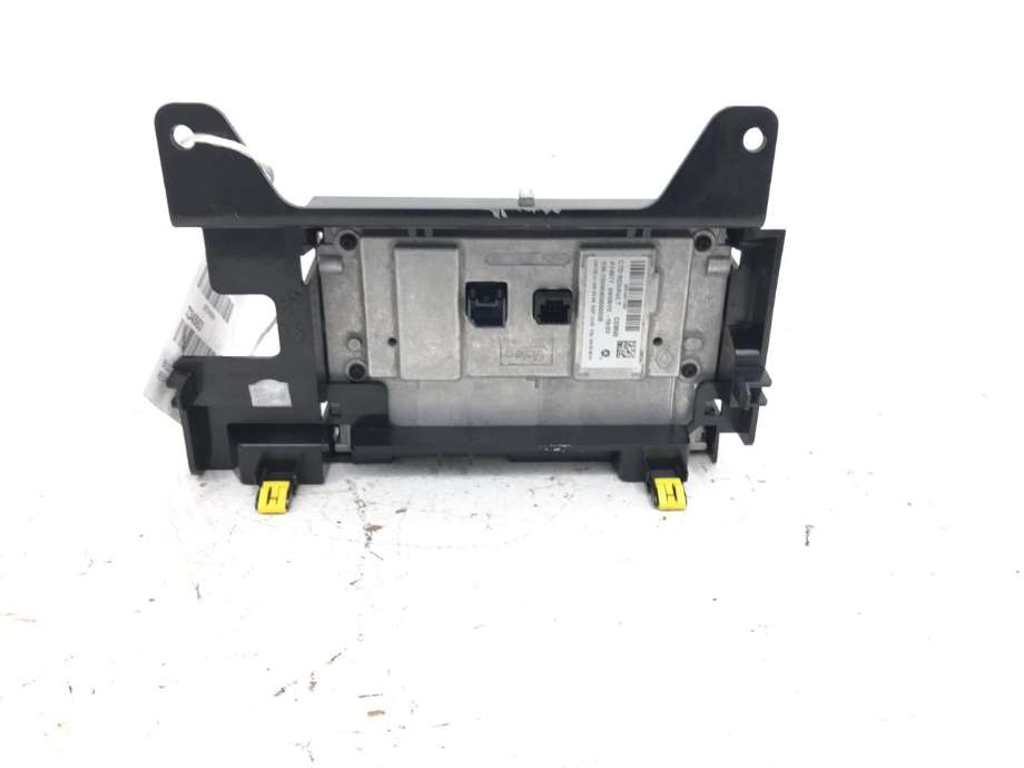 Bilstereo navigasjon skjerm til Renault Kadjar 2015-->>  (281158714R|)