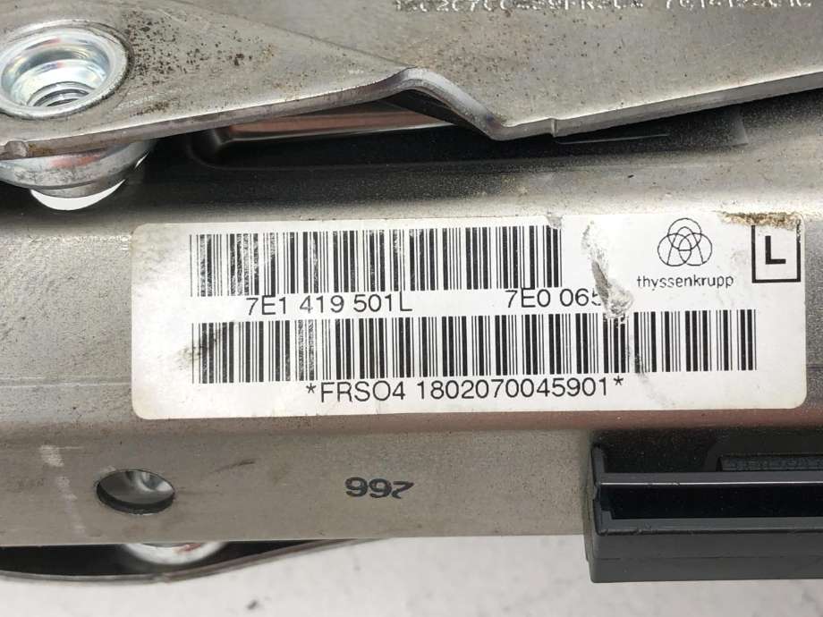Rattaksel til VW Transporter / Caravelle 2015-2019 (T6) (T6) (7E1 419 501 L|)