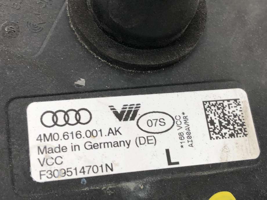 Fjær bak nivå luftpute/belg til Audi e-tron 2018-->> (4M0 616 001 AK|)