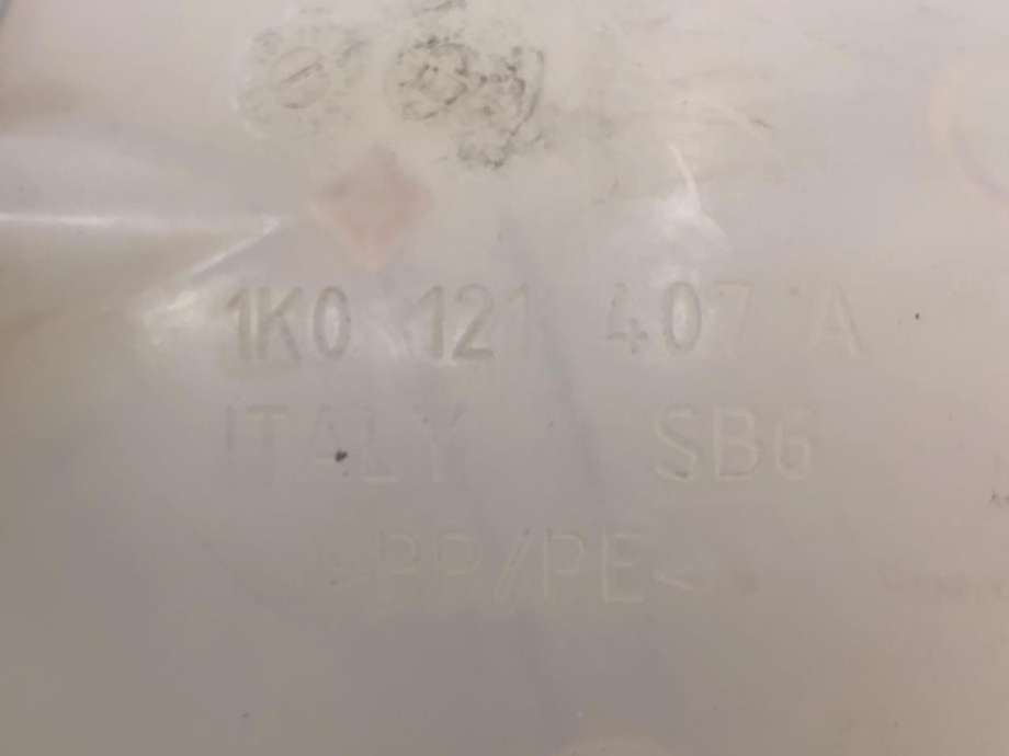 Ekspansjonstank til Audi Q3 2015-2018 (Type I, Fase 2)  (1K0 121 407 A|)