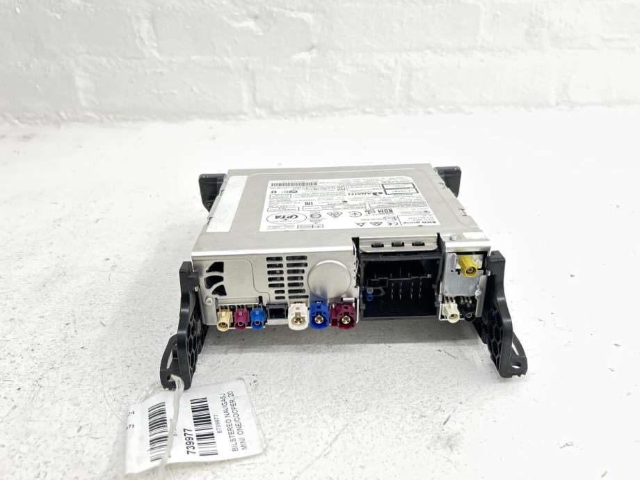 Bilstereo navigasjon til Mini One/Cooper 2014-->> (F54-57) (F54-57) (65 12 5 B53 572|)