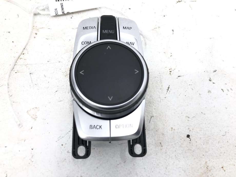 Bilstereo navigasjon betjeningspanel til BMW 7-Serie 2015-->> (G11/G12) (G11/G12) (65 82 5 A3B 1E0|)