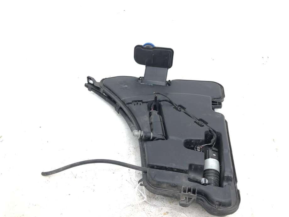Spylertank til BMW 5-Serie 2017-->> (G30/G31) (G30/G31) (61 66 8 491 830|)