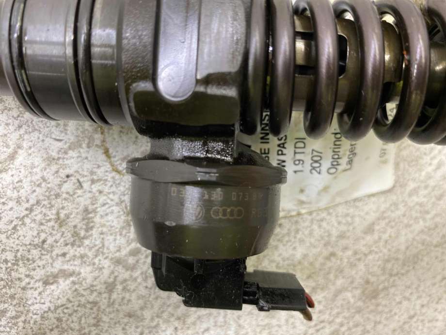 Dyse innsprøyting diesel til VW Passat 2005-2010 (B6) (B6) (038130079TX|)