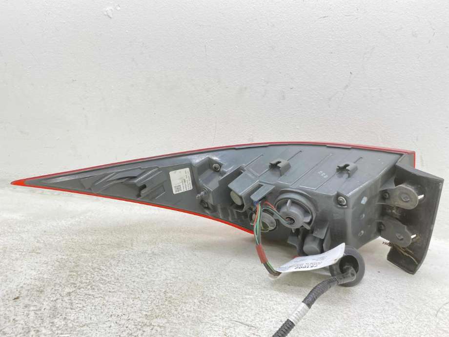 Baklykt venstre ytre til Lexus IS 2013-2020 (Type III) (XE30) (XE30) (8156153280|)