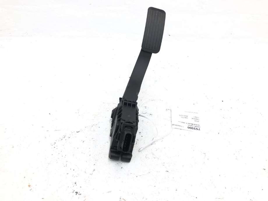 Pedal gass til Tesla Model Y 2021-2024 (Type I) (762321156534|6PV01402100|)