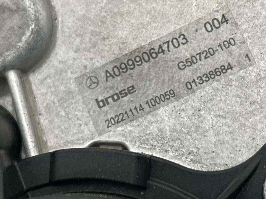 Baklukeåpner motor til Mercedes EQC 2019-->>  (A 099 906 47 03|)
