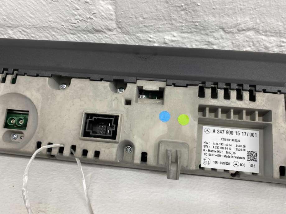 Instrumentpanel til Mercedes EQC 2019-->>  (A 247 900 15 17|)