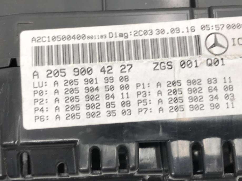 Instrumentpanel til Mercedes GLC 2015-2022 (X253) (X253) (A 205 900 96 29|A 205 900 42 27|)