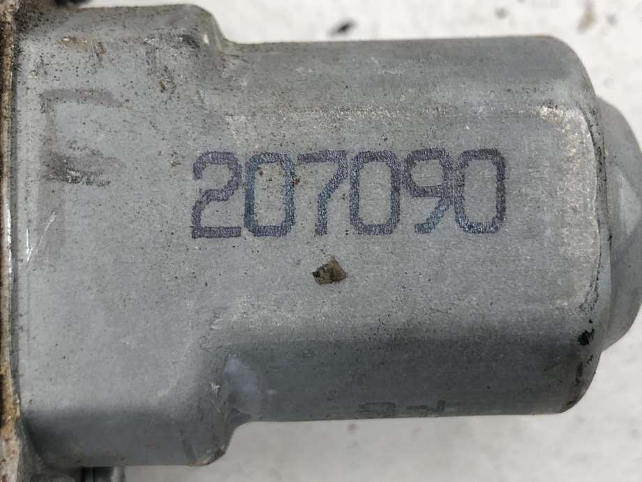 Ruteheis høyre foran til Subaru XV 2012-2017 (Type I)  (61041FJ020|)