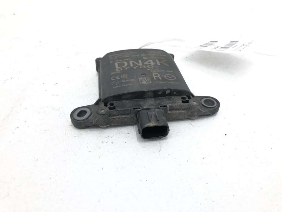 Sensor blindsone til Mazda MX-30 2020-->> (DN4K67Y30|)