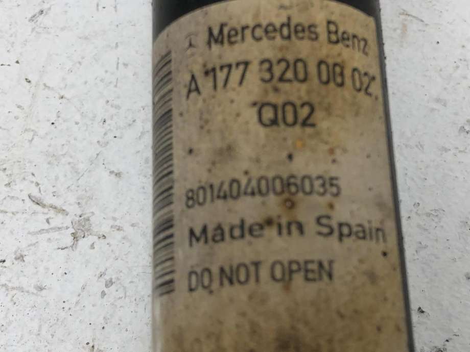 Støtdemper bak til Mercedes A-Klasse 2018-->> (W177) (W177) (A 177 320 62 03|)