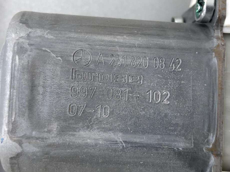 Ruteheis høyre foran til Mercedes ML 2005-2011 (W164) (W164) (A 166 906 02 01|)