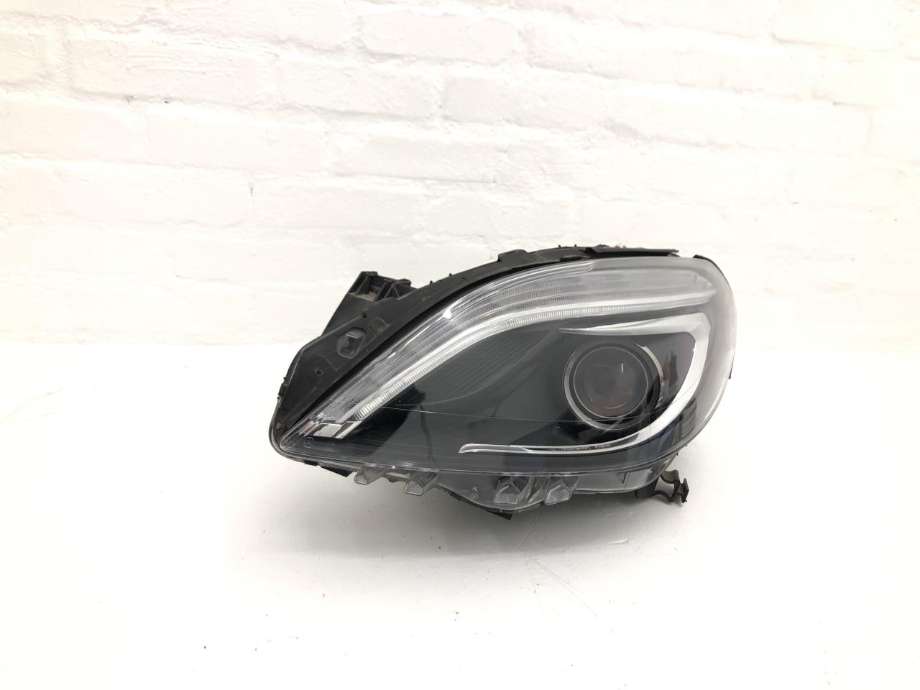 Frontlykt venstre xenon til Mercedes B-Klasse 2011-2018 (W246) (W246) (A 246 820 01 39|)