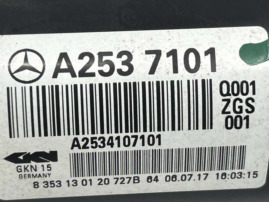 Mellomaksel til Mercedes GLC 2015-2022 (X253) (X253) (A 253 410 82 01|)