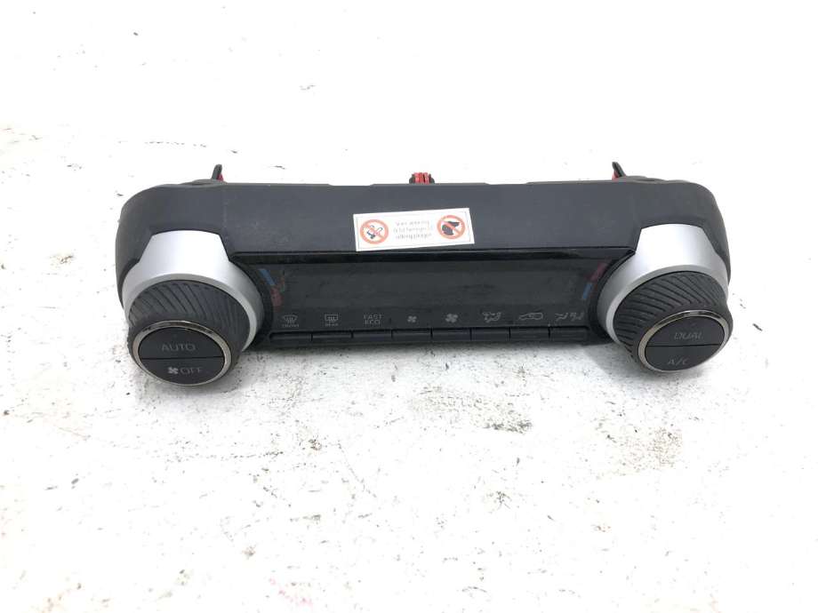 Varmeapparat betjening til Toyota RAV4 2019-->> (Type V) (5590042610|)